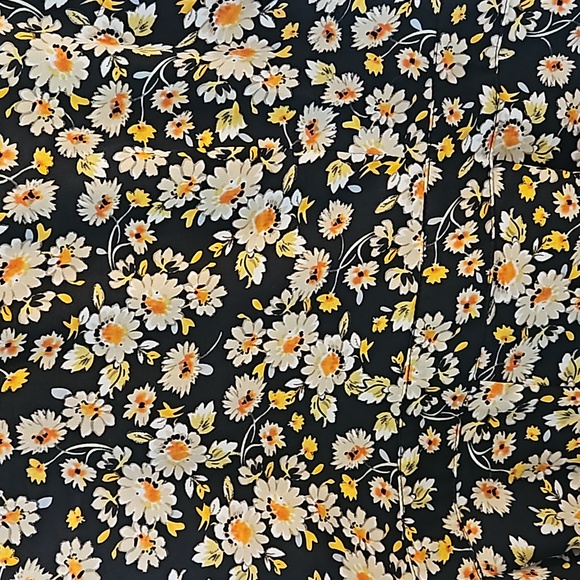 Flower Boohoo Romper - Picture 2 of 7